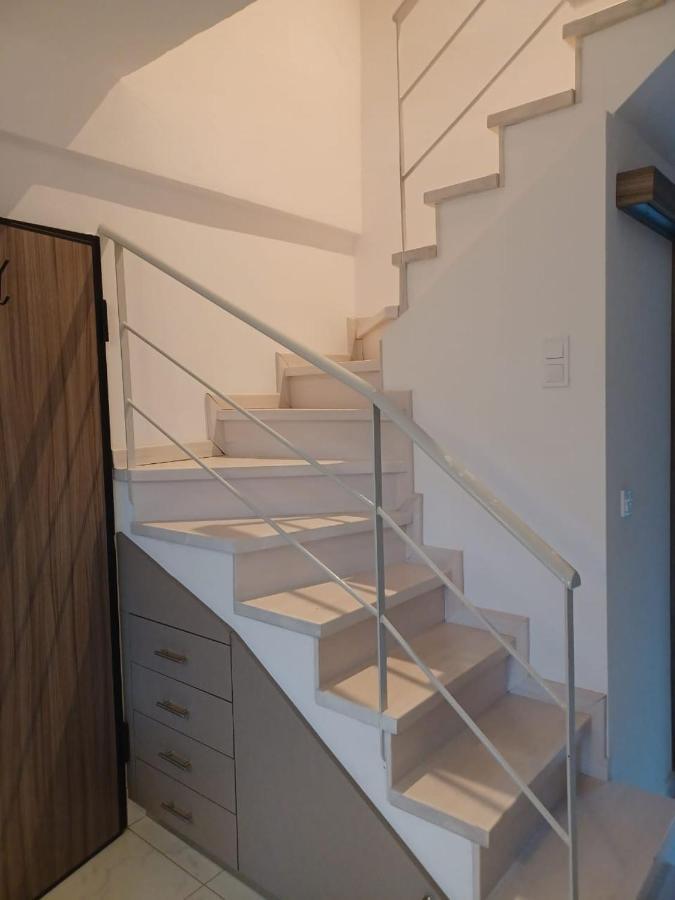 Apartament Ένα Μέρος Για Ήσυχες Διακοπές Janina Zewnętrze zdjęcie